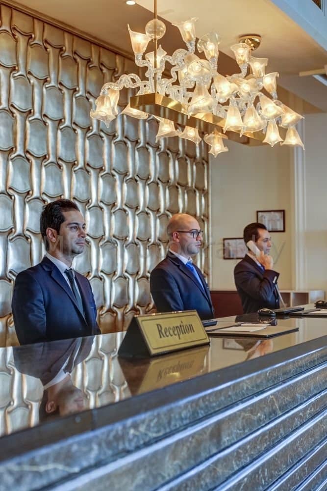 Receptionist Service